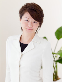 長岡
          路恵